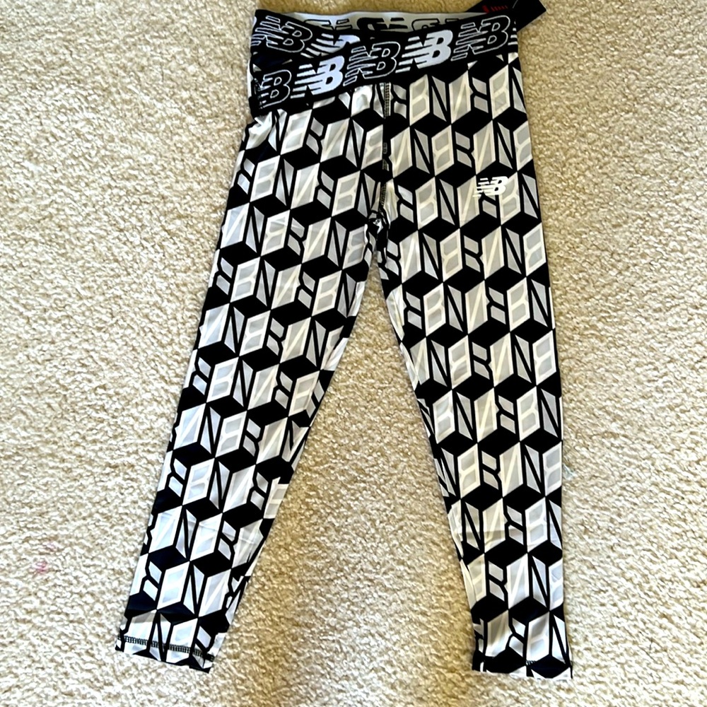 NEW BALANCE - NWT White & Black Geometric Logo Waist Strip Leggings - Girls Sm